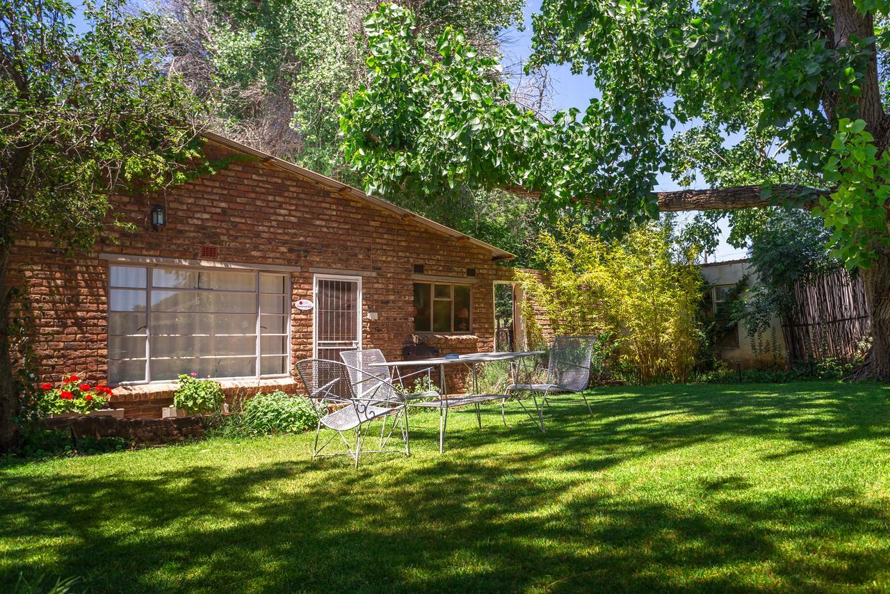 Morning Glory Cottages Venterstad 外观 照片